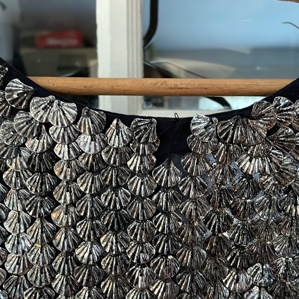 Women’s Joe’s Silver & Black Metal Sequin Top Medium Formal Style Short Sleeve - Picture 4 of 8